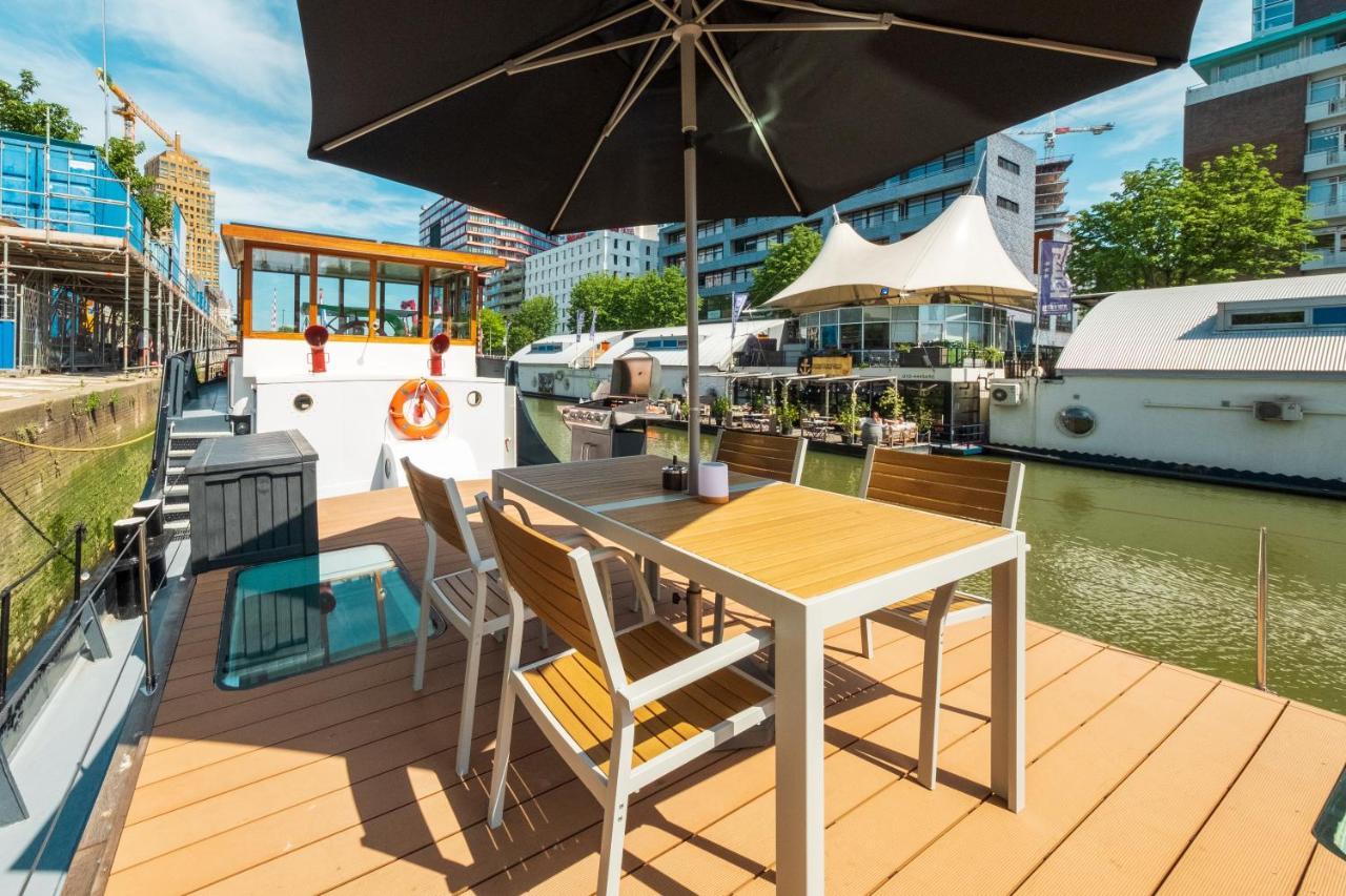 De Coaster & Aquarium Ponton Hotel Rotterdam Exterior photo